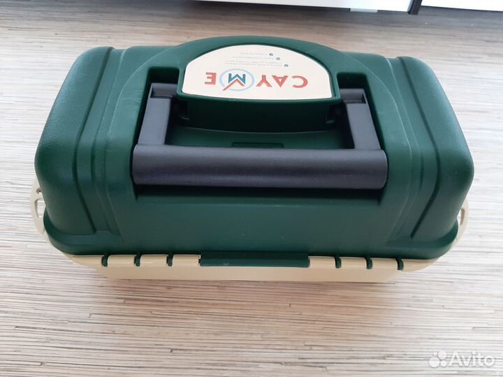 Новый рыболовный ящик