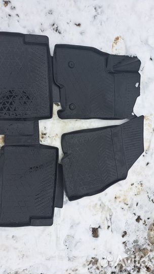 Автомобильные коврики на черри тигго 7 про