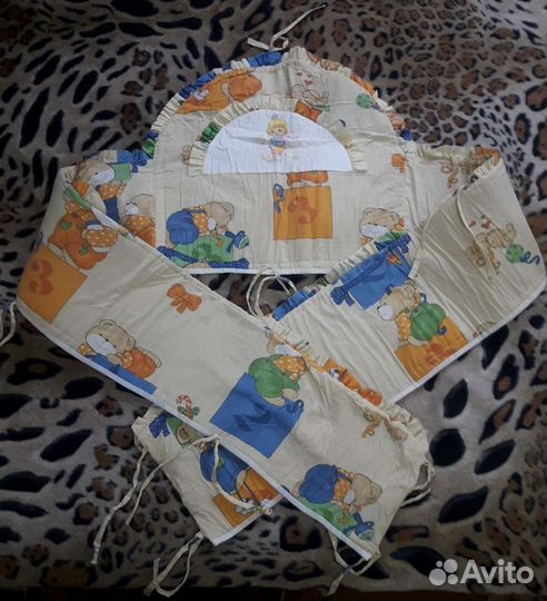 Бортики в кроватку