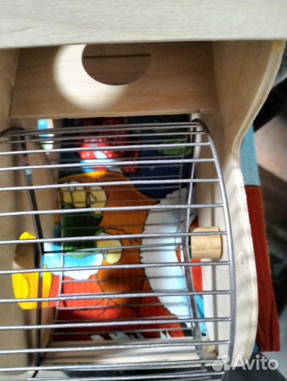 Домик с развлекалами для хомяков и мышек