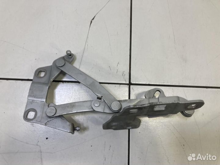 Петля капота правая Mercedes-Benz M-Class ML W166