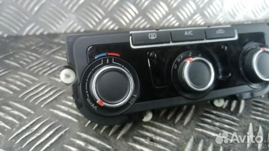 Блок управления печки и климат-контроля volkswagen jetta 6 (ZDN21OV01)