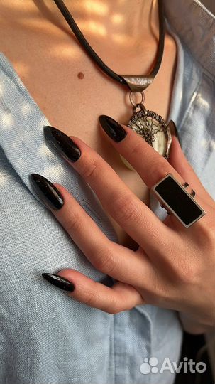 Аппаратный маникюр