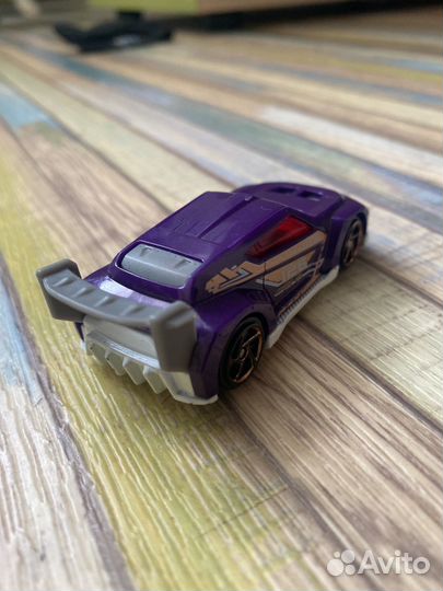 Машинки hotwheels