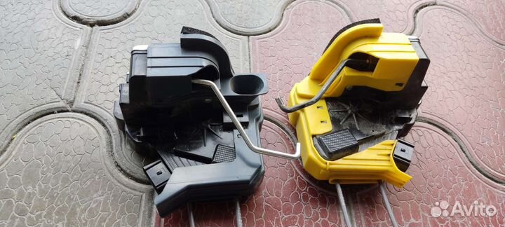 Замок двери Hyundai Solaris 2