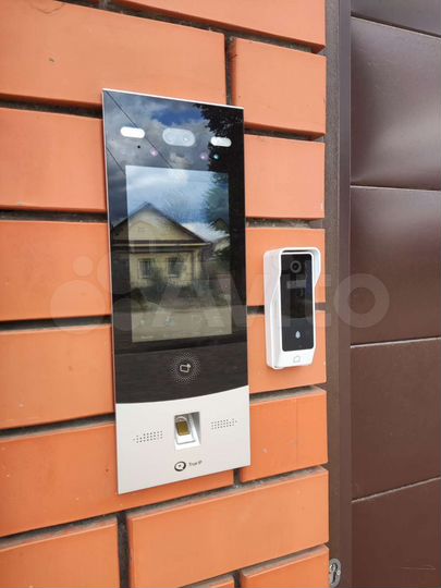 Дом 235 м² на участке 8 сот.