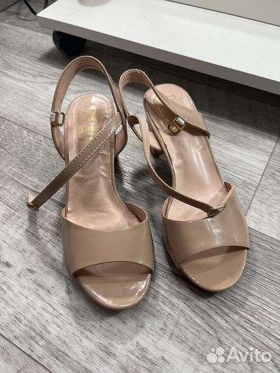 Босоножки женские 37 размер