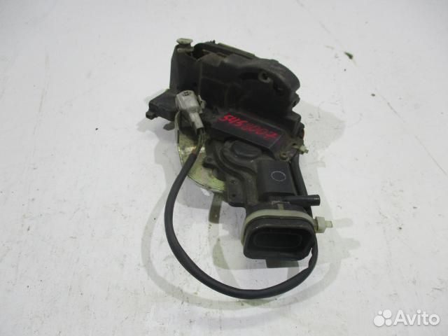 Замок двери передней левой Toyota Land Cruiser 90 Prado J90