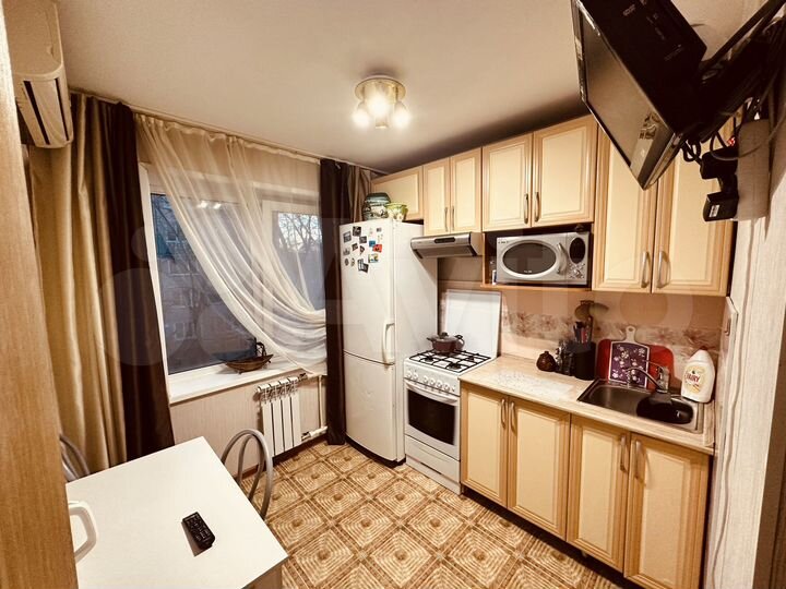 2-к. квартира, 50 м², 3/5 эт.