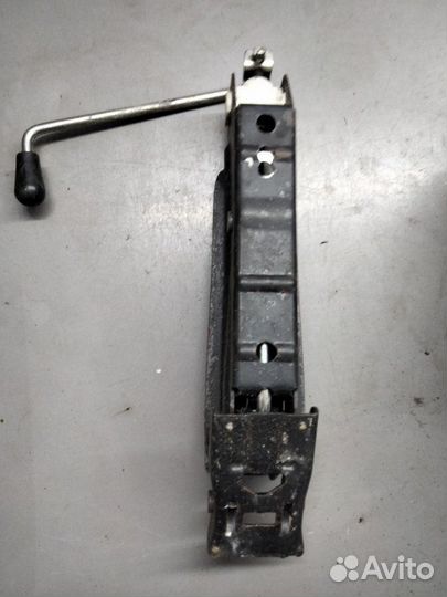 Домкрат Skoda Octavia Rs A4 BWA 2007