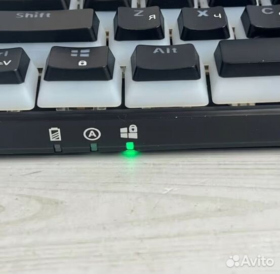 Механическая клавиатура беспроводная