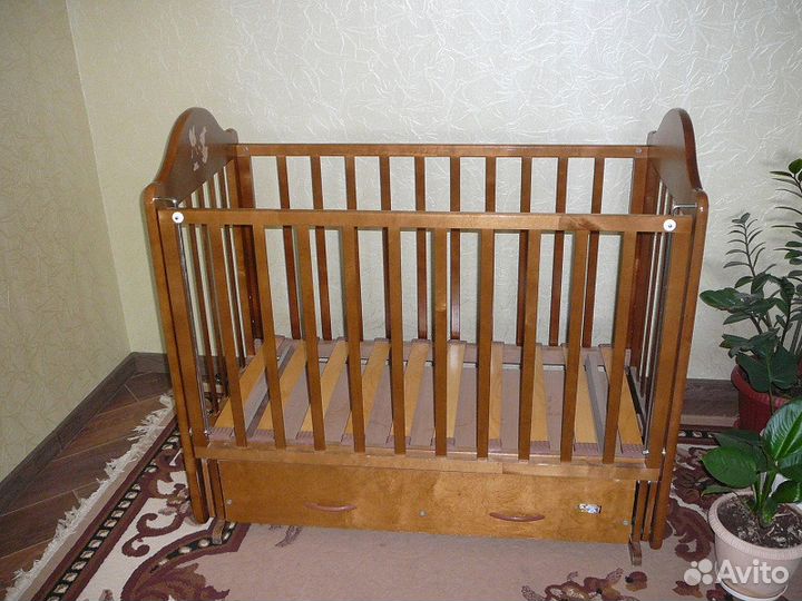 Детская кроватка-маятник Можга(Красная Звезда)