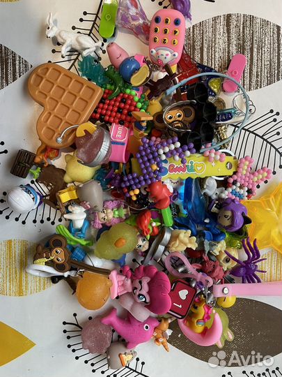 Мелкие игрушки киндеры
