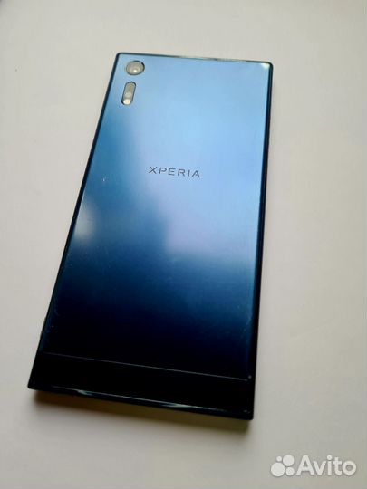 Sony Xperia XZ, 3/32 ГБ