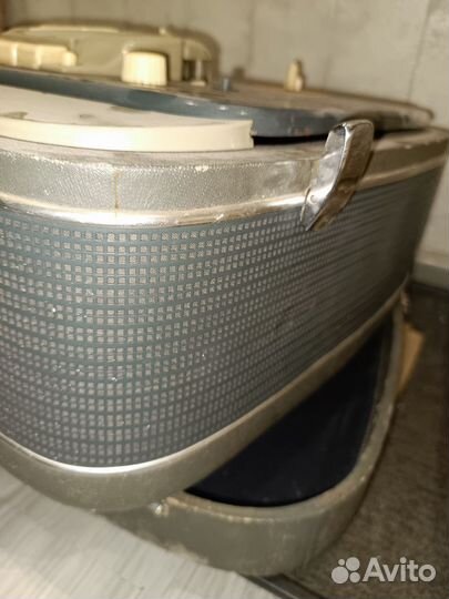 Магнитофон Комета