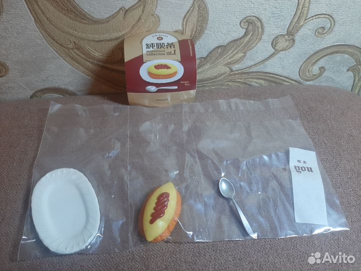 Коллекционная миниатюра: кукольное кафе