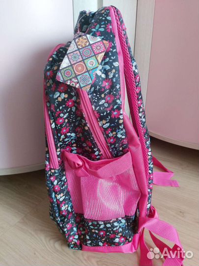 Рюкзак для девочки новый