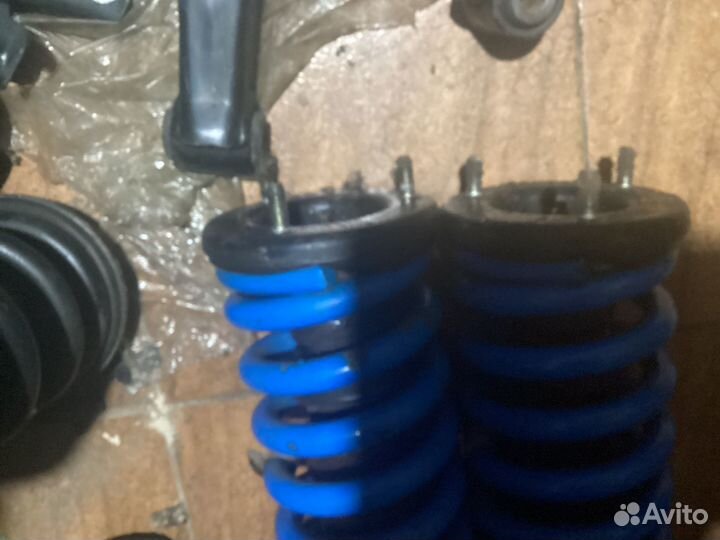 Для mitsubishi pajero 4амортизаторы газовые перед