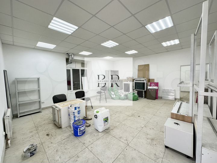 Отдельный вход Торговля Вытяжка Общепит, 72.2 м²