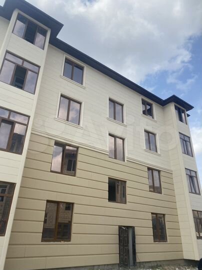 3-к. квартира, 80 м², 1/4 эт.