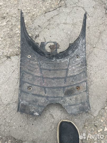 Полик для мопеда дио 27-28