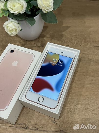 iPhone 7, 32 ГБ