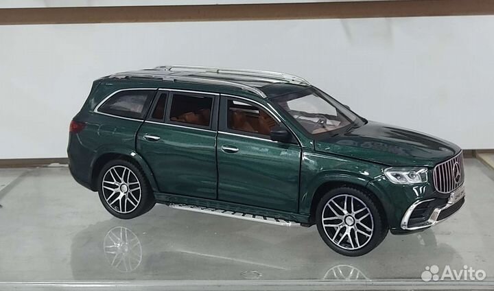Машинка Mercedes-AMG GLS 63 металлическая