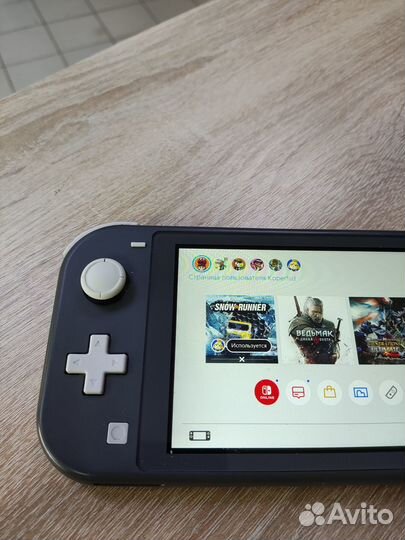 Игровая приставка Nintendo Switch Lite 256 гб(г19)