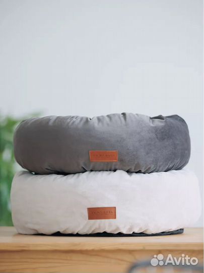 Лежанка для собак мелких и средних пород