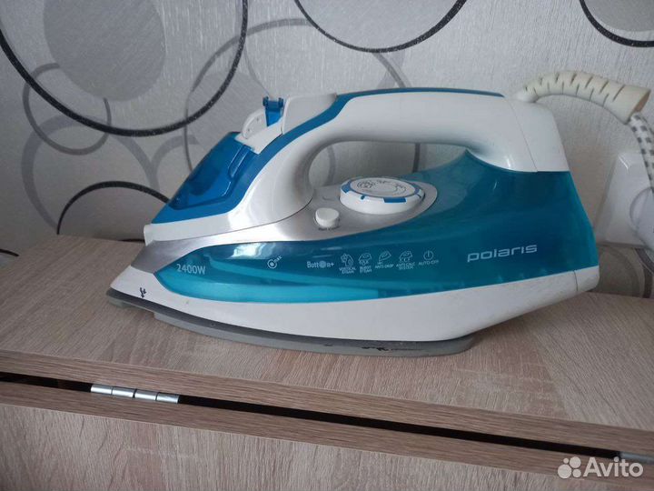 Утюг Polaris