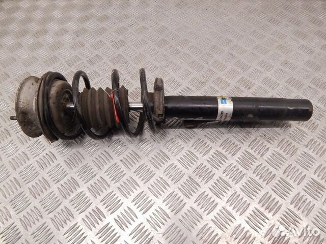 Стойка подвески BMW E87