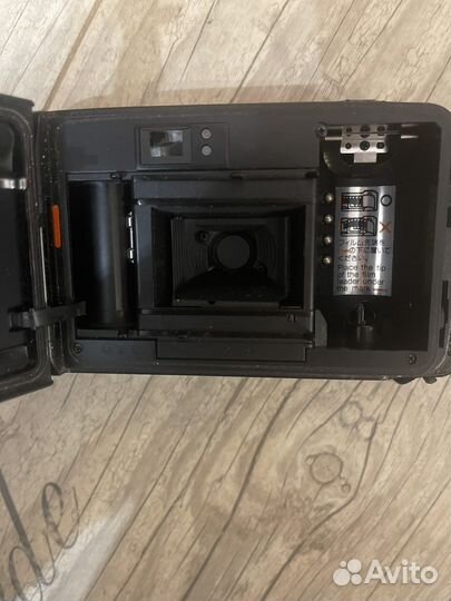 Фотоаппарат yashica t5d