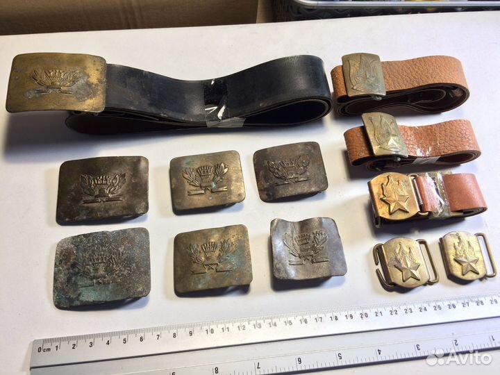 Коллекция школьных и пионерских пряжек СССР