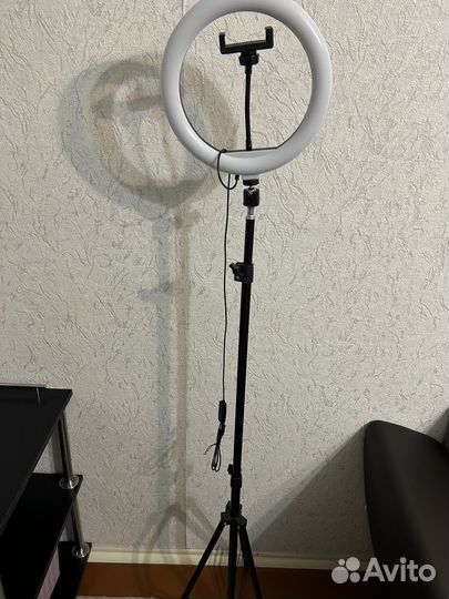Кольцевая лампа со штативом 26 см