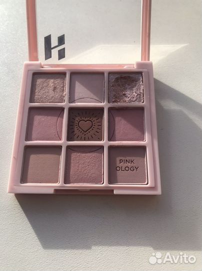 Holika тени розовая палетка