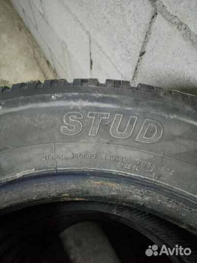 Yokohama Ice Guard Stud IG55 215/65 R16