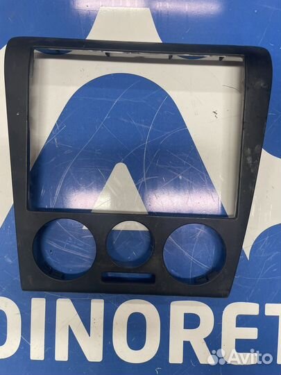 Рамка магнитолы 1U1863399 Skoda Octavia (A4) 2007