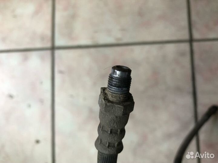 Тормозной шланг Mercedes GLK X204