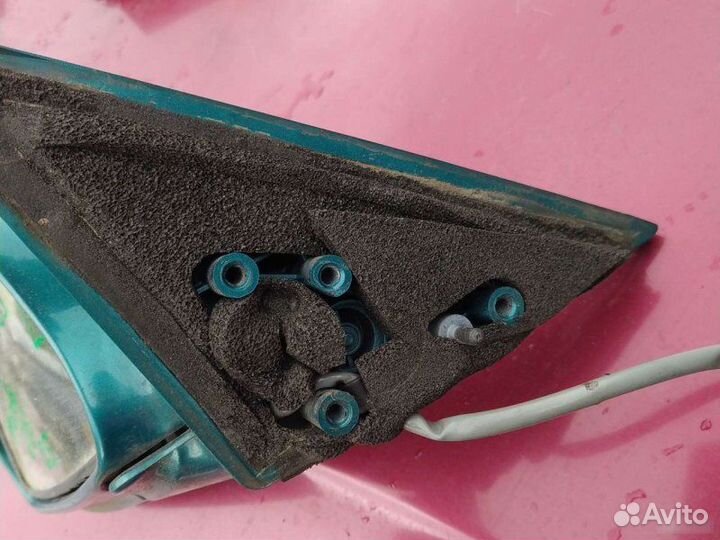 Зеркало левое Mazda 626 Ge седан 1.8 FP 1992