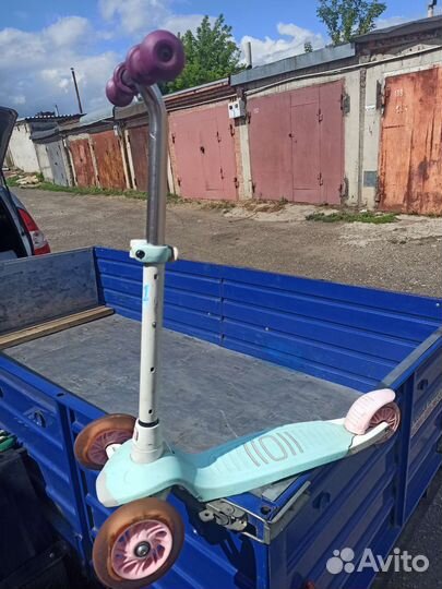 Детский самокат oxelo трёхколёсный