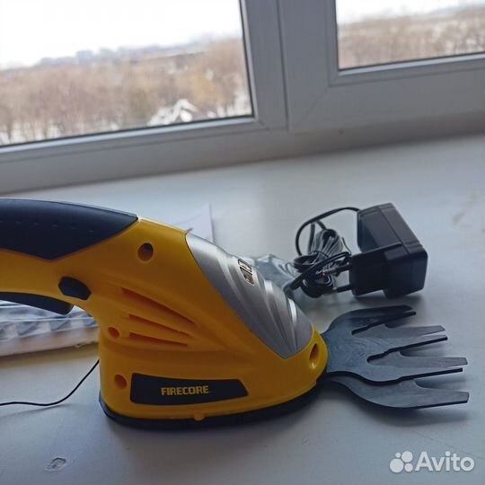 Триммер firecore садовый аккумуляторный