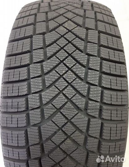 Pirelli Ice Zero FR 255/50 R19 107T