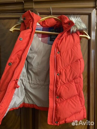 Красная жилетка с капюшоном Gap