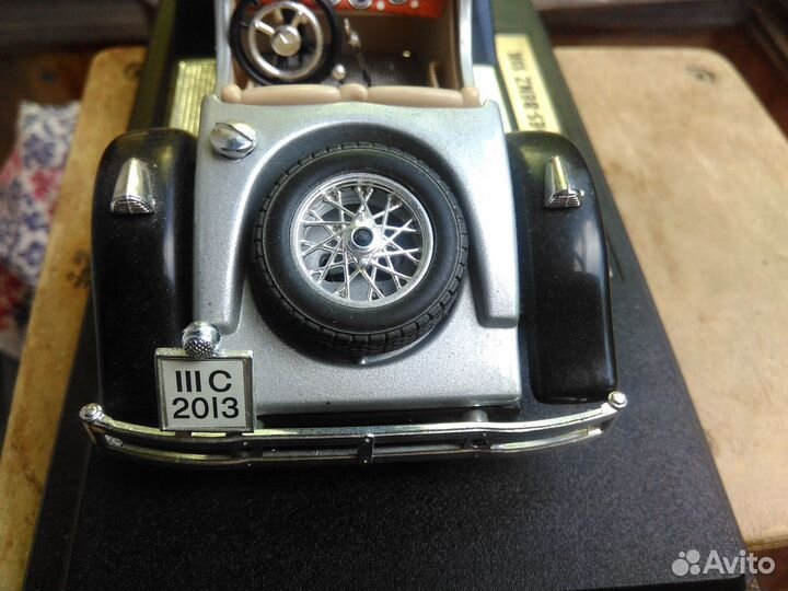 Модель Машина Мерседес Бенс