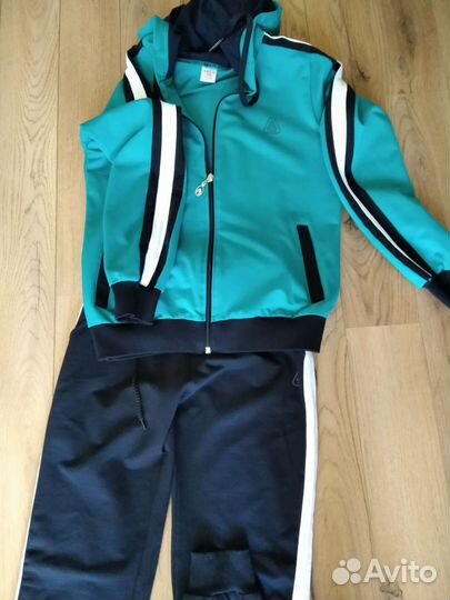 Спортивный костюм