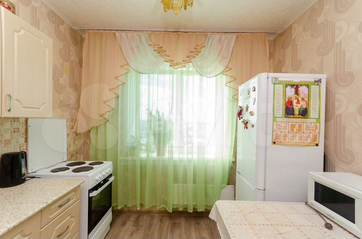 2-к. квартира, 52 м², 10/10 эт.