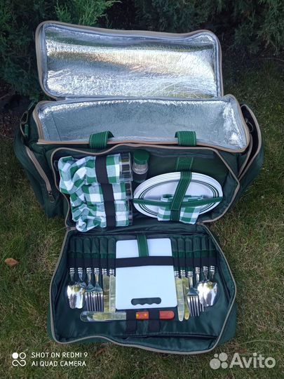 Термосумка fiesta, со столовыми приборами на 4 чел