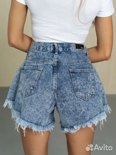 Джинсовые шорты