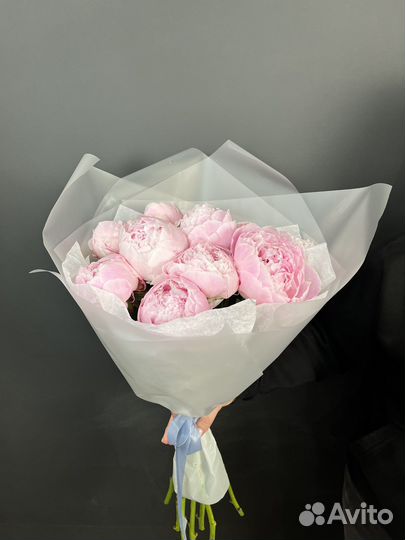 Букет пионов с доставкой