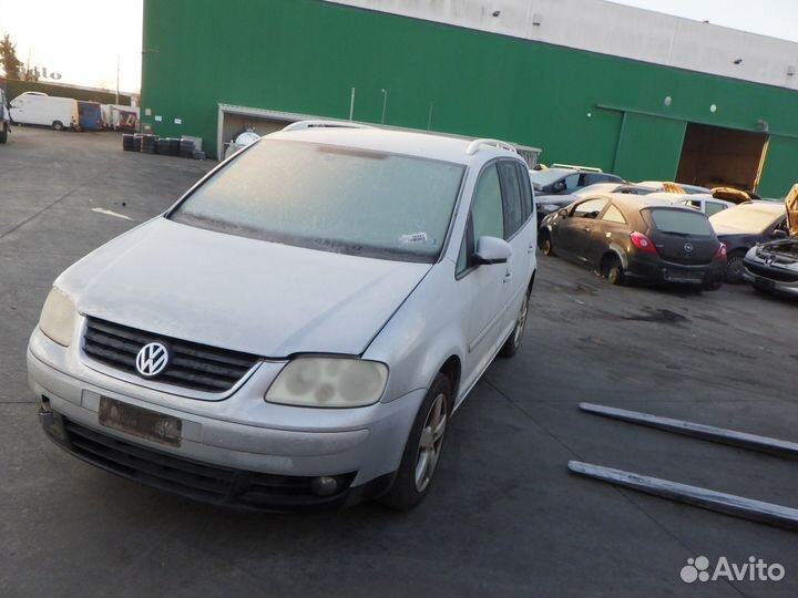 Корпус воздушного фильтра volkswagen touran (1T1